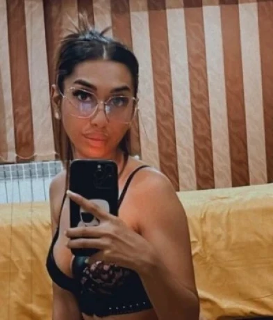 Mia