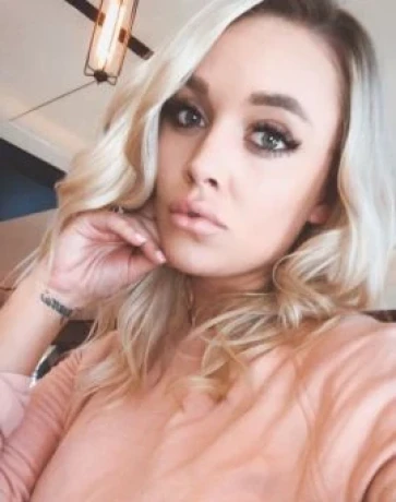 Lauriesexy