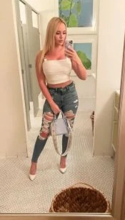 Lauriesexy