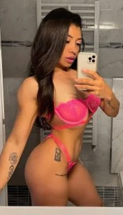 Ele Cabrera