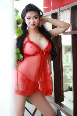 Ladyboy Sara
