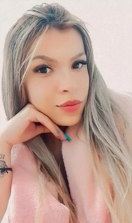 Pamela Hot