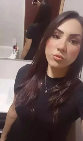 Mariana Tres Jolie