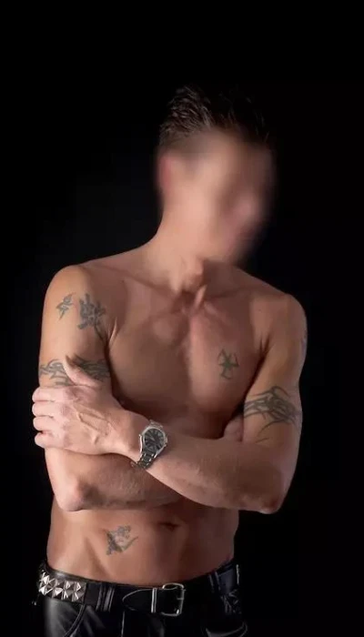 Gigolo David Escort Voor Dames En Koppels