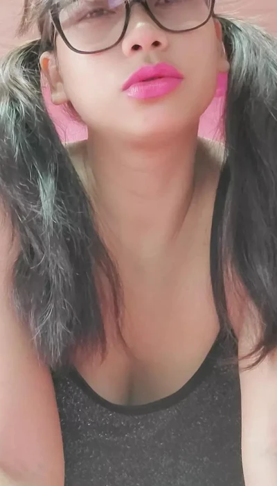 Asian Nikki Bare Neuken 27 Jaar Priveontvangst