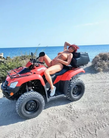 Vlaamse Bi Milf En Airco Staat Aan