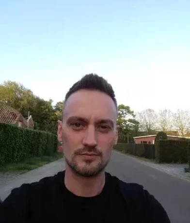 Viktor 33 Jaar