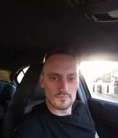 Viktor 33 Jaar