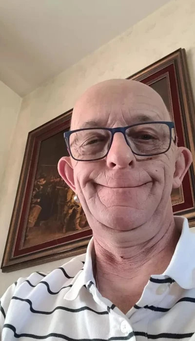 Deze High Quality Male Escorte