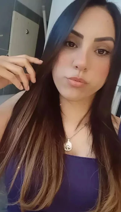 Mariana Tres Jolie