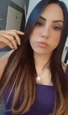 Mariana Tres Jolie