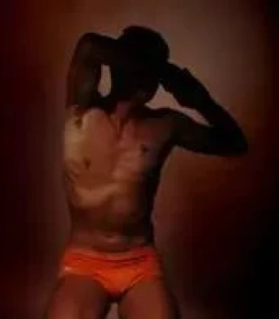 Gigolo David Escort Voor Dames En Koppels