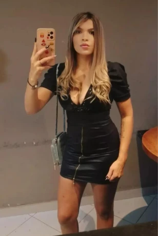 Pamela Scort