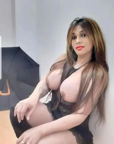 The Queen Valeria Ts Original 100 23x12 Real