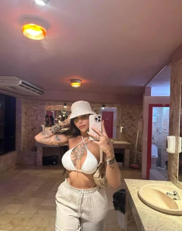 Isis Beaty Brasileira