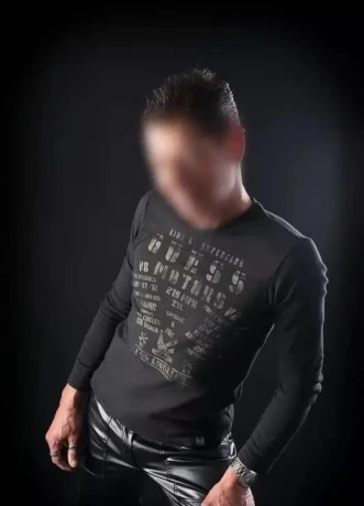 Gigolo David Escort Voor Dames En Koppels