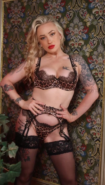 MISTRESS DAVILLA