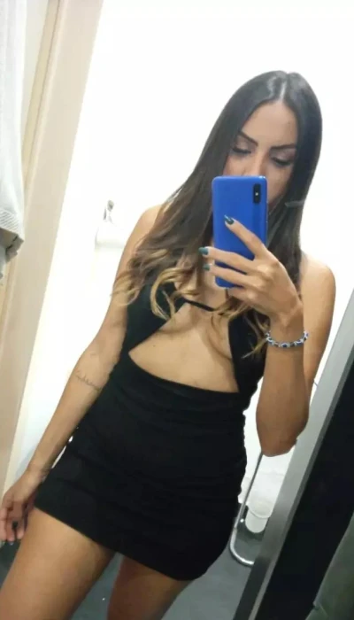 Mariana Tres Jolie