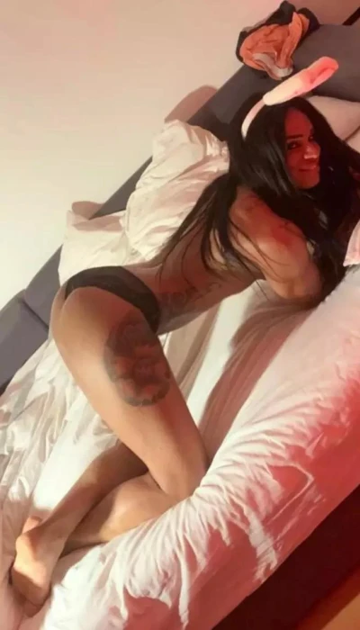 Transsexuel Very Horny For You