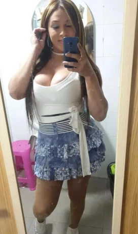 The Queen Valeria Ts Original 100 23x12 Real