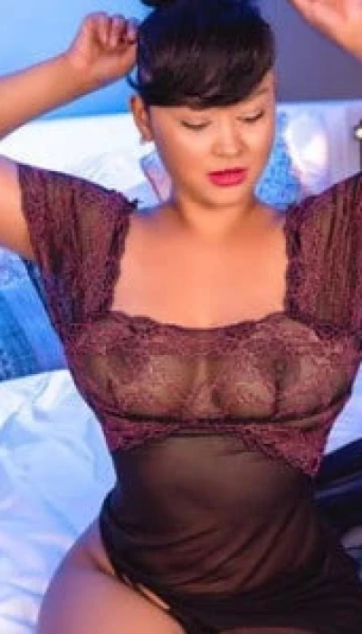 Mia Yakira