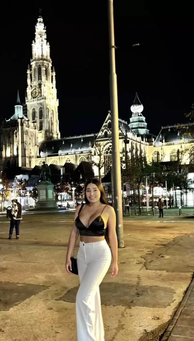 Latina Hot Xiomara