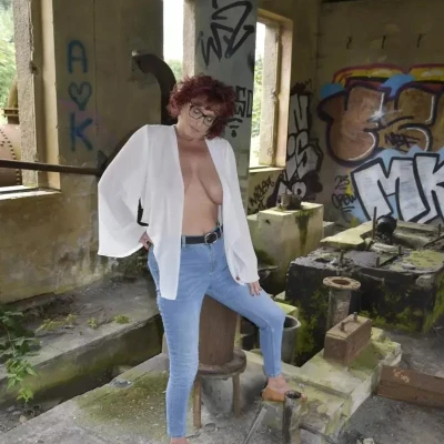 Vlaamse Bi Milf En Airco Staat Aan