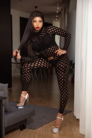 Nicolly lins